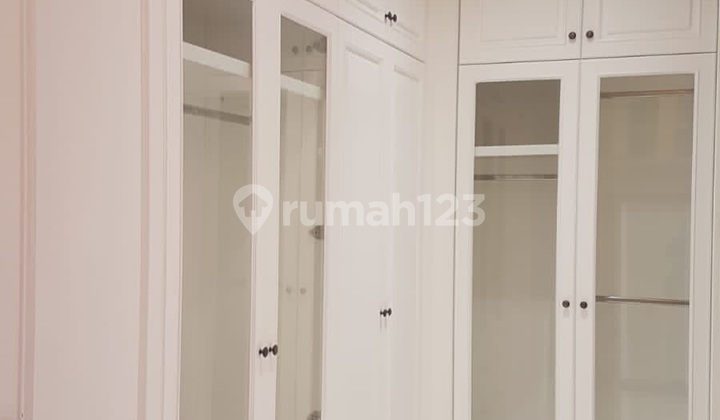 RUMAH BARU MEWAH TIGA LANTAI  DI CLUSTER MEWAH ALAMANDA MANGUNHARJO TEMBALANG SEMARANG  2