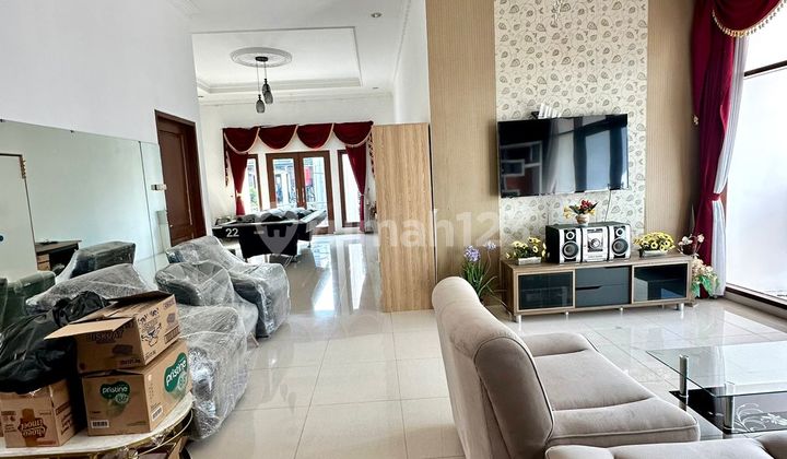 RUMAH MEWAH DENGAN KOLAM RENANG PRIBADI DI GONDANG TEMBALANG SEMARANG 2