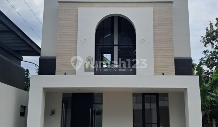 House Inside a Cluster 7 Minutes from Hospital & 15 Minutes to Banyumanik Toll Access 1