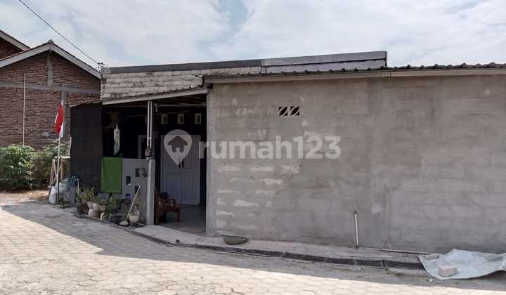 RUMAH KOST MURAH TUJUH KAMAR DI GUNUNG PATI DEKAT KAMPUS UNNES SEMARANG RUMAH KOST MURAH TUJUH KAMAR DI GUNUNG PATI DEKAT KAMPUS UNNES SEMARANG
