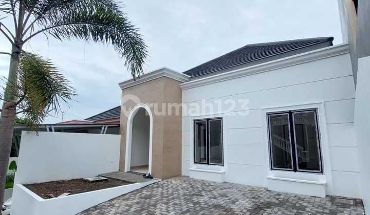 RUMAH MEWAH SATU LANTAI TYPE MILANO DI VILLA ESPERANZA SEMARANG 1