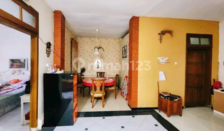 Rumah Mewah 2 Lantai di Banyumanik Dekat Undip dan Akses Tol 2