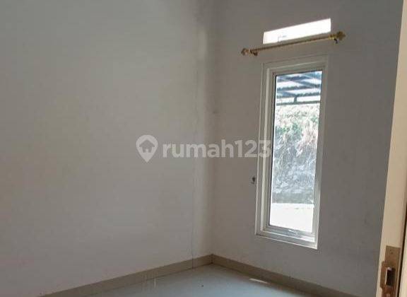 RUMAH READY SIAP HUNI BEBAS BANJIR DI CLUSTER PUDAKPAYUNG SEMARANG 2