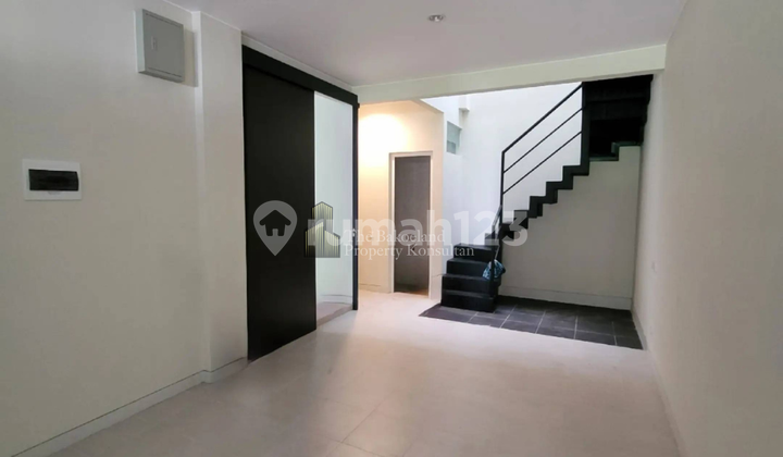 Rumah Mewah 3 Lantai Baru Ready di Citragrand, Dekat Unimus 2