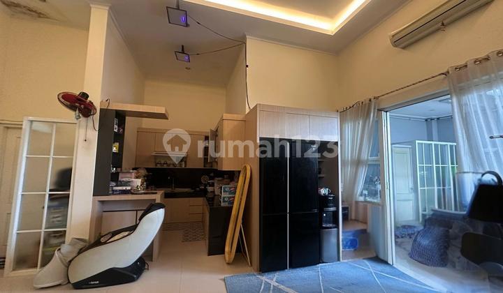 2-STORY LUXURY HOUSE 2