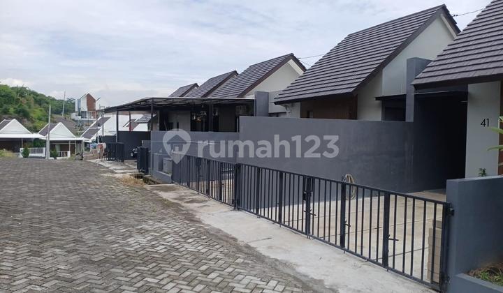RUMAH MEWAH DUA LANTAI SIAP HUNI DI DALAM CLUSTER MULAWARMAN TEMBALANG  1