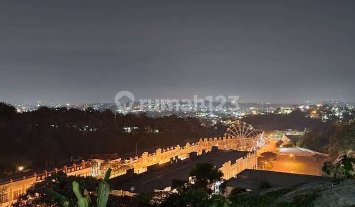 RUMAH MEWAH IMPIAN PLUS FURNITURE DENGAN VIEW KOTA SEMARANG DI CLUSTER CITRAGRAND SEMARANG  2