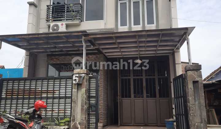 Office House + Warehouse in Pedurungan!