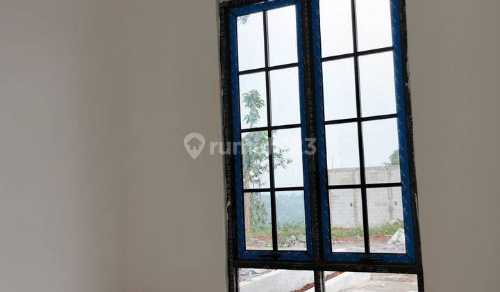 RUMAH MEWAH DUA LANTAI VIEW PEGUNUNGAN BEBAS BANJIR DI PUDAKPAYUNG SMG 2
