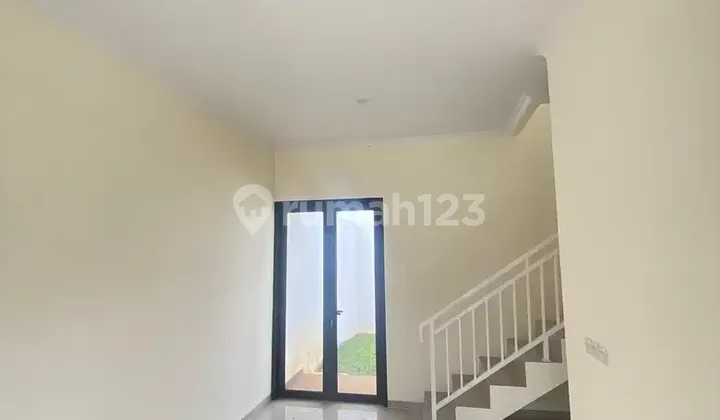 TWO-STORY LUXURY HOUSE IN PANDANARAN HILLS CLUSTER, TEMBALANG, SEMARANG 2