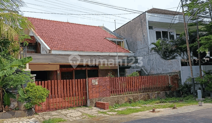 Dijual Rumah Lama Dekat Pakubuwono Row Jalan Lebar #271979 Dijual Rumah Lama Dekat Pakubuwono Row Jalan Lebar #271979