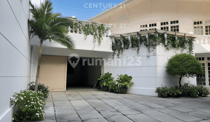 For Sale House in Kertanegara Kebayoran Baru Premium Location 2