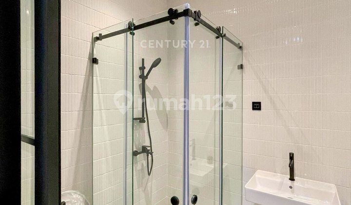 Dijual Rumah Modern Hook Discovery Bintaro Ada Swimming Pool #272063 2