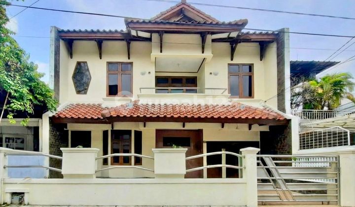 For Sale, Ready-to-Occupy House in Pondok Indah Near PIM #264599 For Sale, Ready-to-Occupy House in Pondok Indah Near PIM #264599