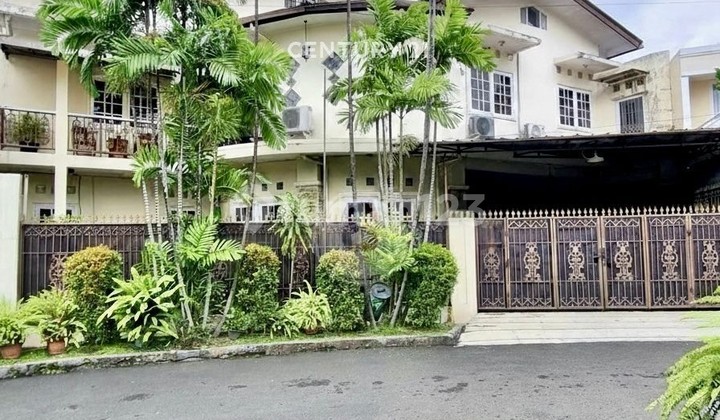 Dijual Rumah Terawat Bintaro Sektor 3 Lokasi Strategis #274838