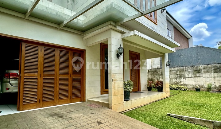 Rumah Cantik Bintaro Sektor 9 Fully Furnished Pintu, Kusen, Semi Furnished Kayu Jati #259053