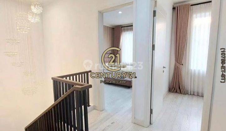 Rumah Hook Cantik Siap Huni Dijual Di Kebayoran Residence  2