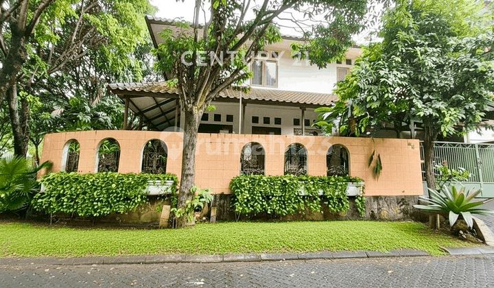 For Sale Hook House Pondok Indah Side Position to Park #264676