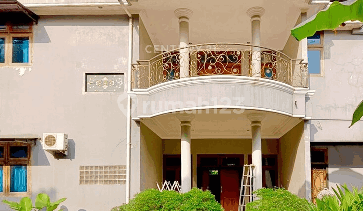 For Sale House in Kebagusan, South Jakarta, Still Has a Backyard