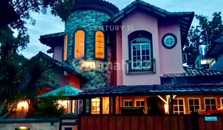 For Sale Elite Hook Cluster House in Senayan Bintaro Sector 9