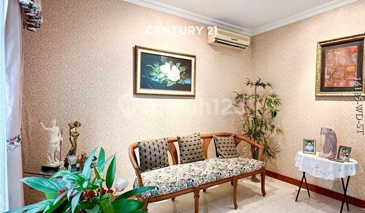 For Sale Neat and Cozy House in Menteng Bintaro