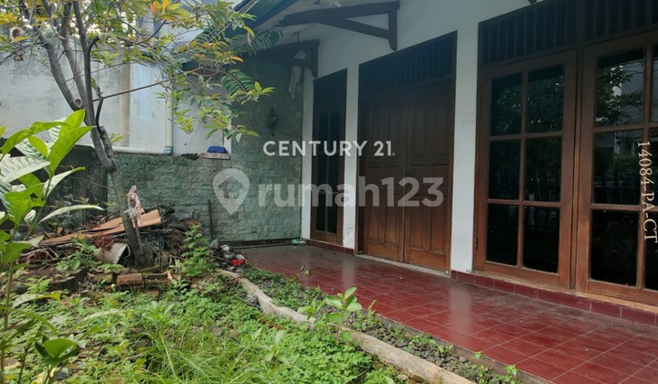 Old House for Sale, Land Only, in Pondok Indah, South Jakarta