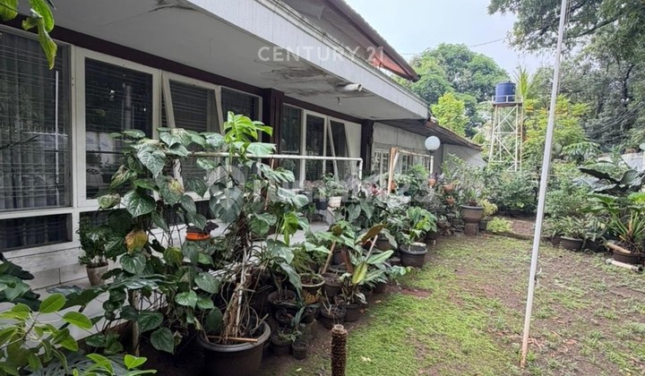 For Sale House Facing Main Road in Wijaya Very Strategic 1