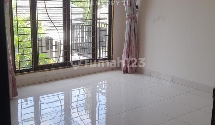 Dijual Rumah di Melia Grove Graha Raya Lokasi Strategis #262920 2