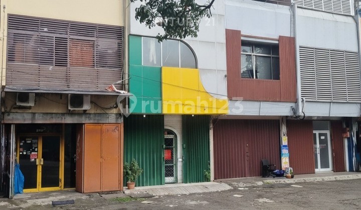 Dijual Ruko di Veteran Bintaro Jakarta Selatan