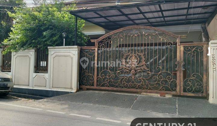 Dijual Rumah Lahan Yg Luas Di Kawasan Kebun Kacang Tanah Abang 1