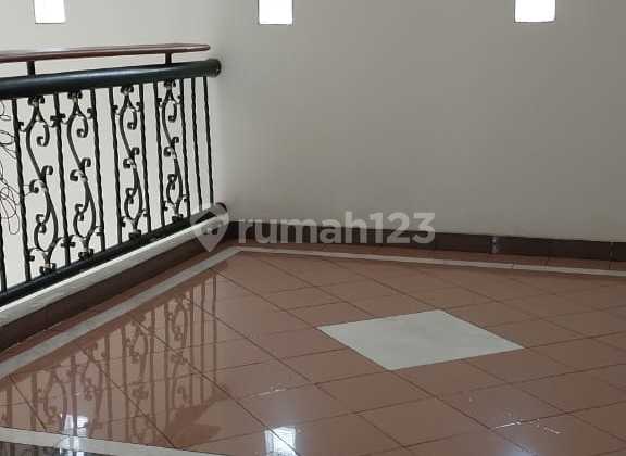 Seea Rumah Dikomplek Mewah Puspitaloka Bsd 1