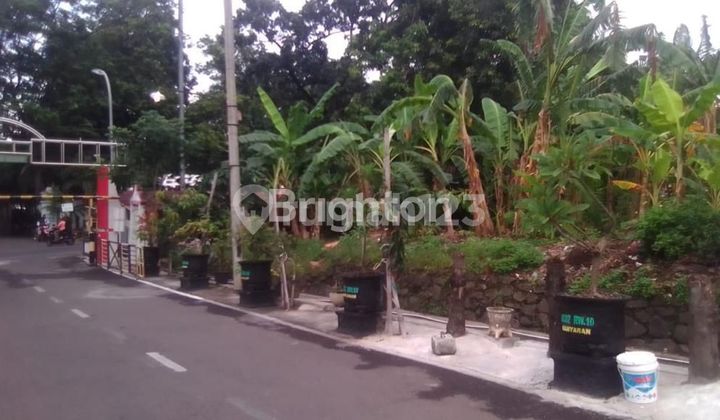 ABDULRAHMAN SALEH TANAH STRATEGIS PINGGIR JALAN RAYA DATAR RAMAI PADAT MANYARAN SEMARANG BARAT 2