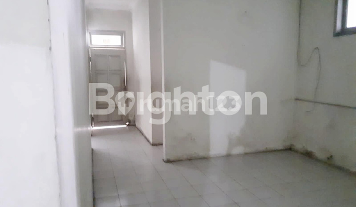 PAMULARSIH RUMAH BESAR COCOK UNTUK KANTOR STRATEGIS JALAN RAYA SEMARANG BARAT 2