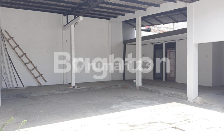 MAJAPAHIT RUMAH BISA UNTUK KANTOR DAN GUDANG PINGGIR JALAN RAYA SEMARANG TIMUR 2