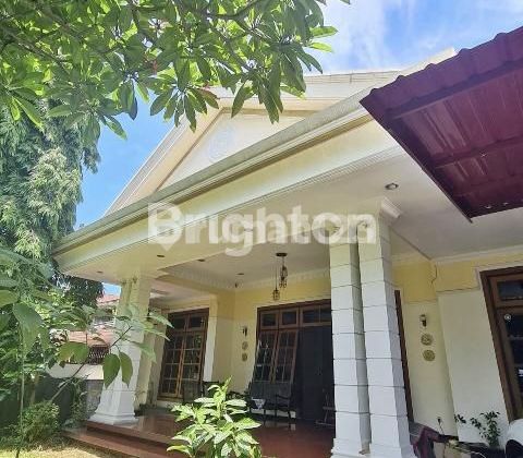 GUNTUR RUMAH BAGUS MEGAH KAWASAN ELITE DEKAT PUSAT KOTA SEMARANG ATAS 1