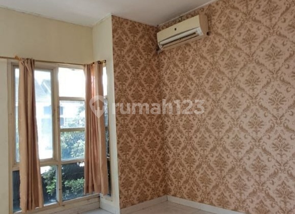 Strategic Location Good Title House with SHM at Fluorite Residence Gading Serpong Tangerang 2