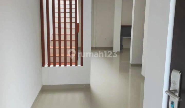 Rumah Unfurnished Baru SHM - Sertifikat Hak Milik di Nusaloka BSD, BSD Nusaloka 2