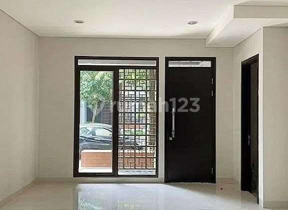 House In Precia Eminent Bsd Good Shm 2