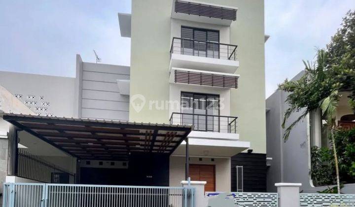 Rumah Semi Furnished Bagus SHM - Sertifikat Hak Milik di BSD Puspita Loka 1