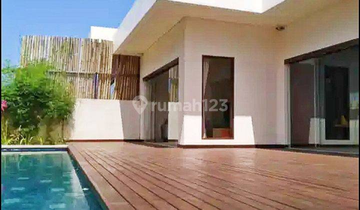 Rumah Villa Bagus Dan Cantik Di Desa Ungasan Kuta Selatan Badung Bali 1