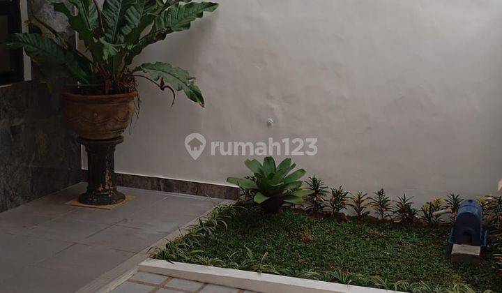 Rumah Di Nusaloka Bsd 2 Lantai Shm Baru Selatan 2