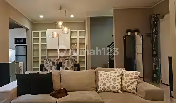 Rumah Bagus SHM Dekat Akses Toll di Cluster Sevilla, Jl. Sevilla, Ciater, Serpong, Kota Tangerang Selatan, Banten, Indonesia, 15310, Bsd 2