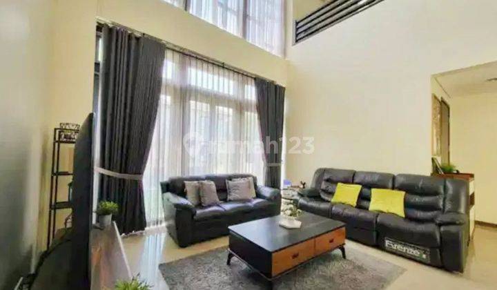 Rumah Furnished Bagus SHM - Sertifikat Hak Milik di Cluster Lancewood Navapark BSD , Pagedangan 2