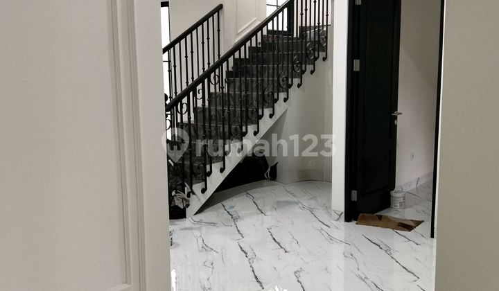 Rumah Siap Huni SHM, di BSD Nusaloka, 2