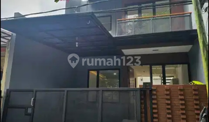 Rumah Selesai Renov Siap Huni Bagus Shm Di Kencana Loka Bsd