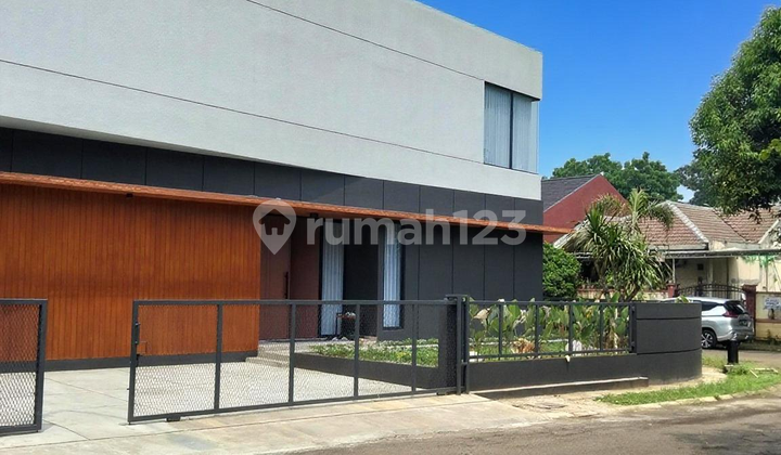 Rumah Hoek Bagus Furnished Shm Di Kencana Loka Bsd. Dekat Stasiun Krl Dan Akses Toll 2