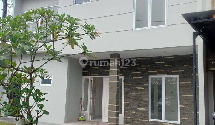 Rumah Di Ciater Serpong Tangerang Selatan 2 Lantai Shm Bagus 1