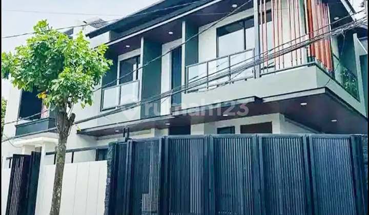 Rumah Hoek Strategis Bagus Shm Di Griya Loka Bsd