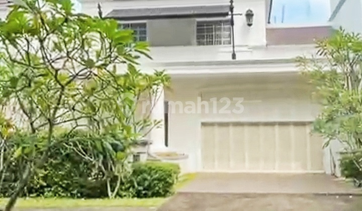 Rumah Mewah Dengan Swimming Pool Di De Maja De Park Bsd