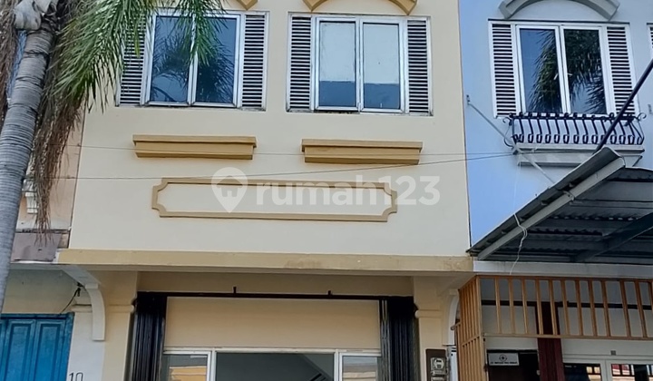 Strategic Ready-to-Occupy Shophouse in Santa Monica Gading Serpong